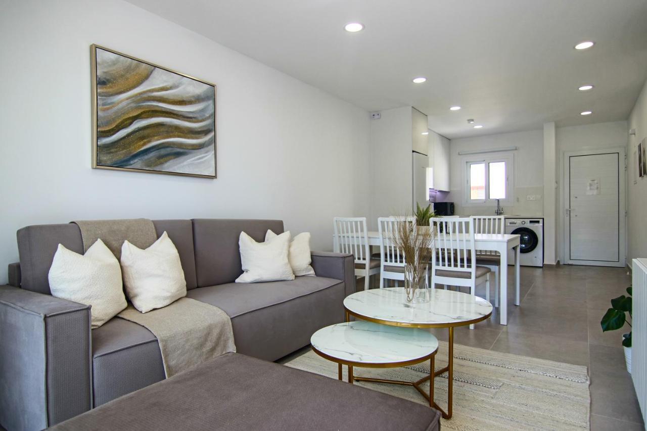 파포스 Phaedrus Living: Seaview Luxury Flat Limnaria 114 아파트 외부 사진